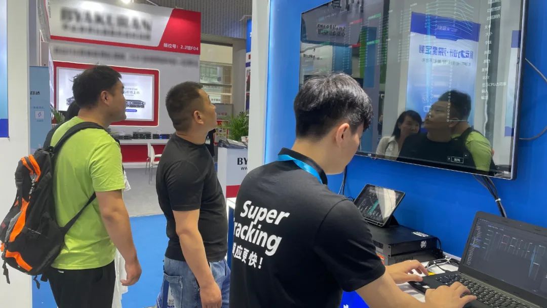 2023 Guangzhou pro Whakaaturanga Maama me te Oro Arotake | Raupapa Hua Hou